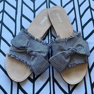 Seed Heritage striped sandals with bow accents